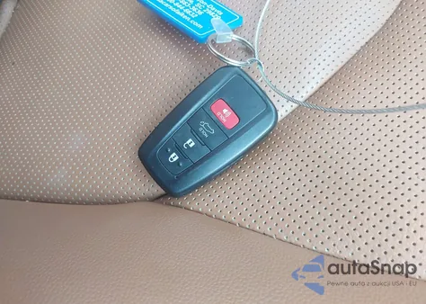 2021 Toyota Highlander Platinum from USA, damaged, VIN 5TDFZRAH8MS072608